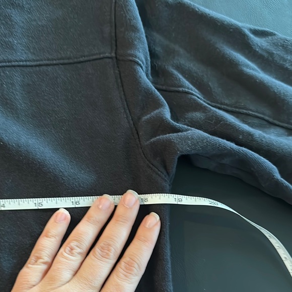 Athletic Works Girls Black Crew Neck Sweatshirt - Picture 4 of 5